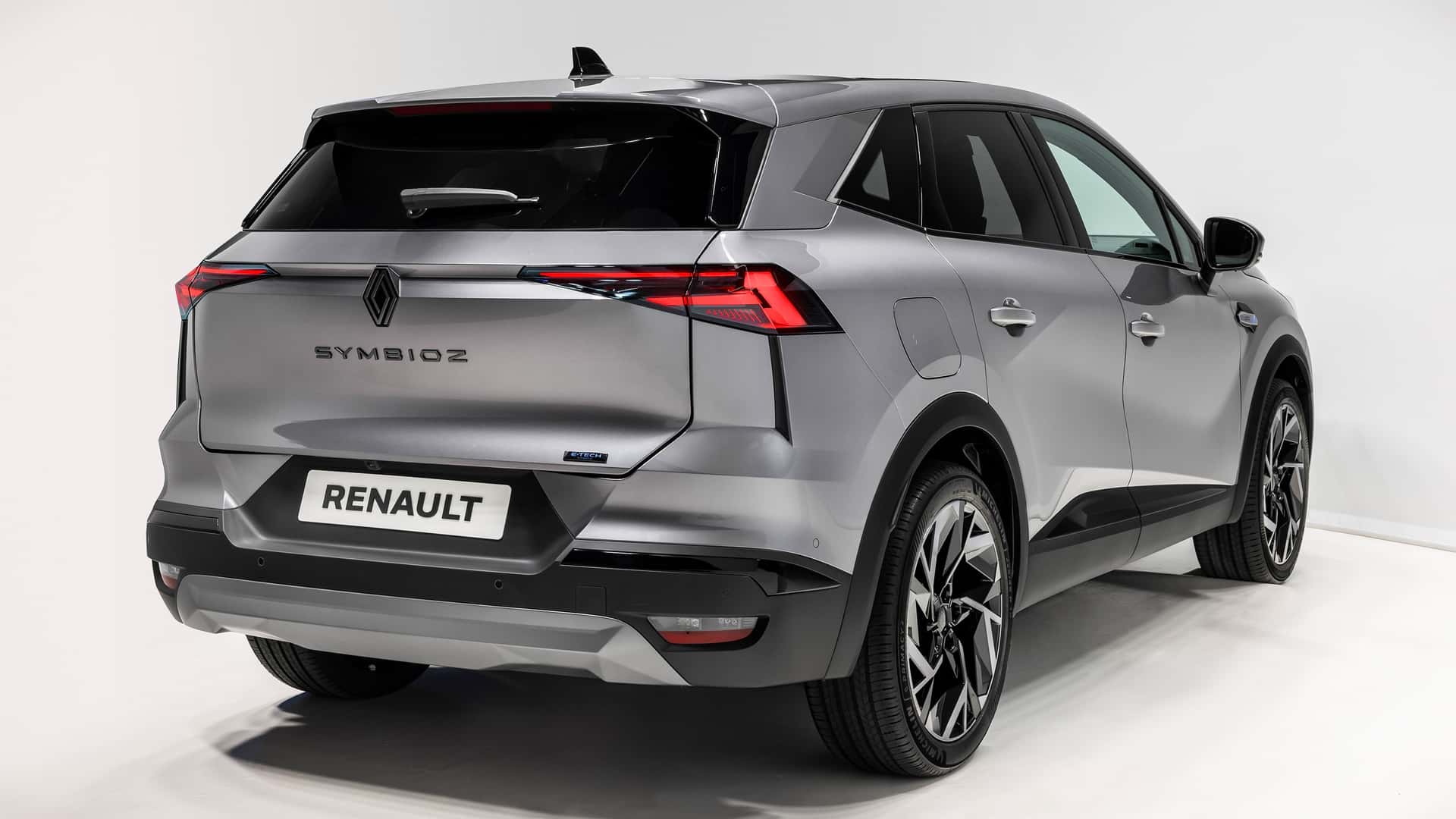 Renault Symbioz 2024 cena konkurenci